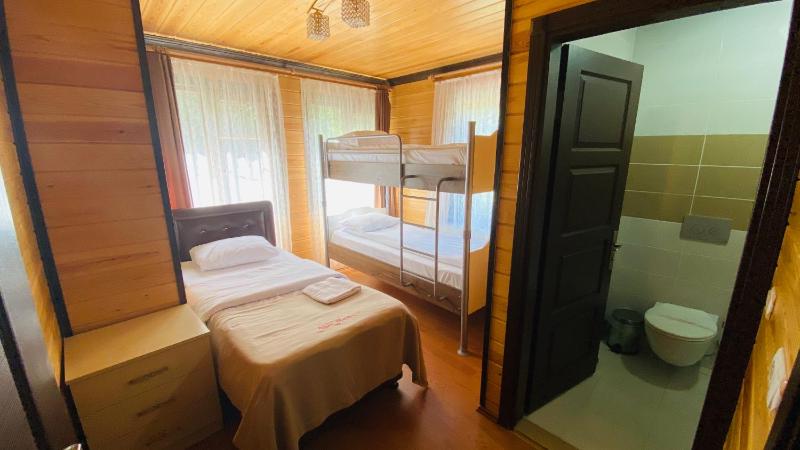 Two-Bedroom Apartment with Lake View and Balcony (6 Adults + 1Child) image 4