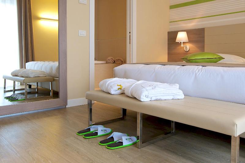 Enjoy Garda Hotel - image 40