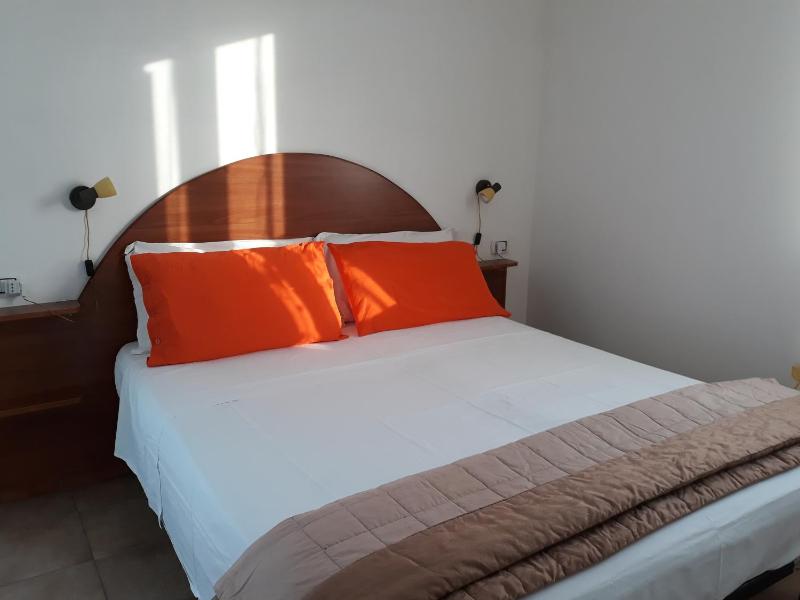 One-Bedroom House image 3