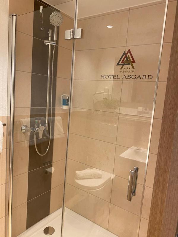 Standard Single Room image 2