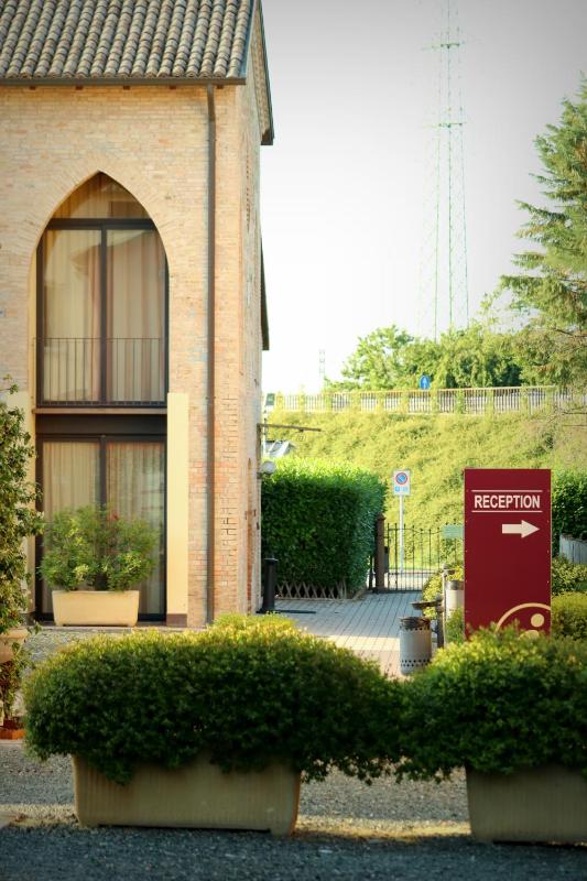 Villa Meli Lupi - Residenze Temporanee - image 4