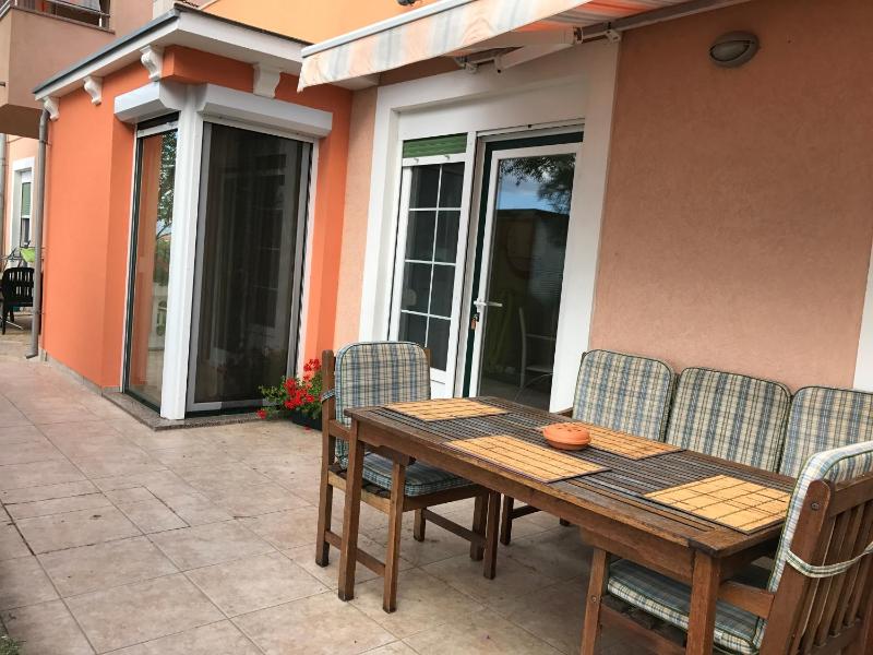 Apartment with Sea View image 2