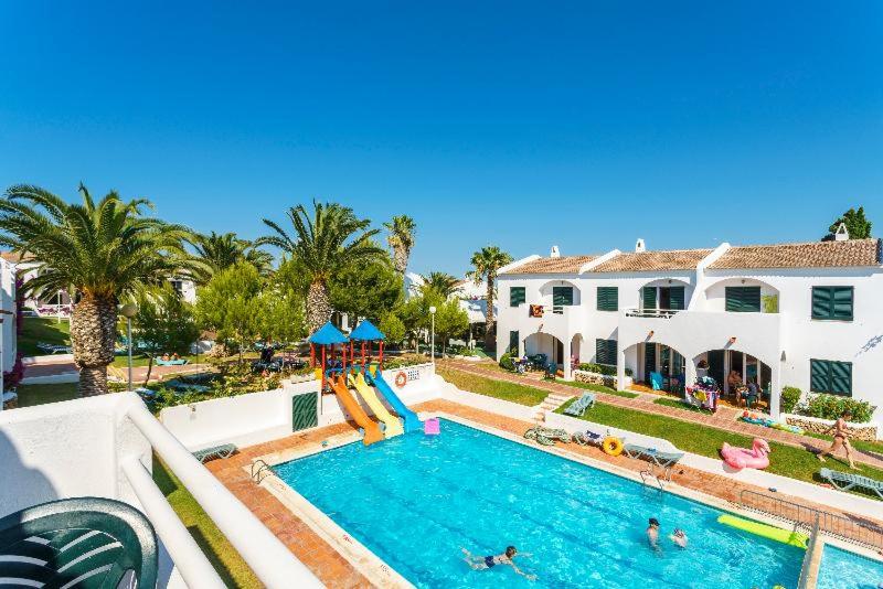 Room #407842321 image 3