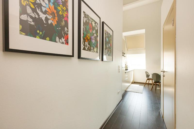 Deluxe Studio - Penthouse image 2