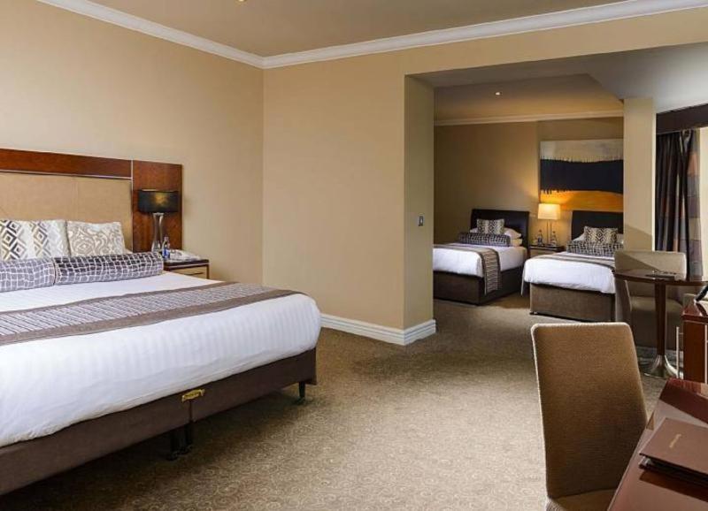 Room #4051918 image 3