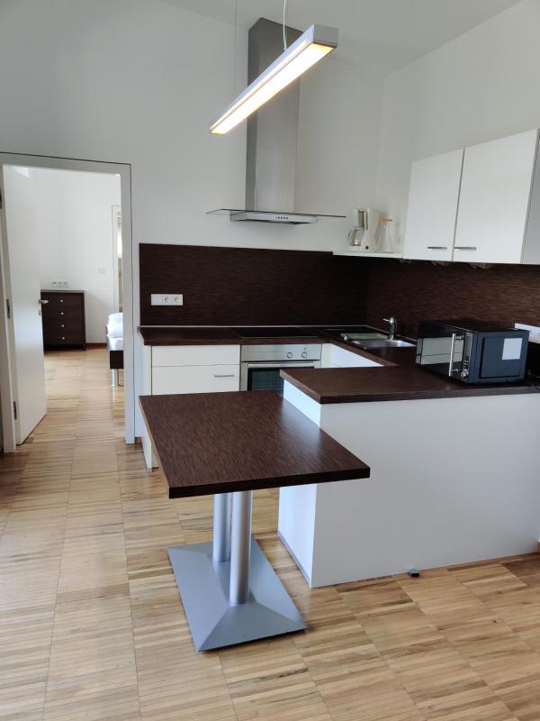 Apartment image 4
