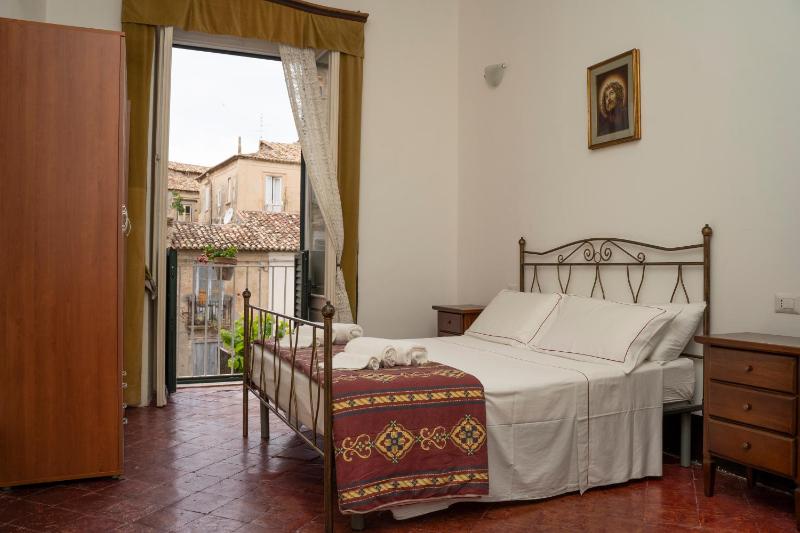 Apartment - Separate Building image 3