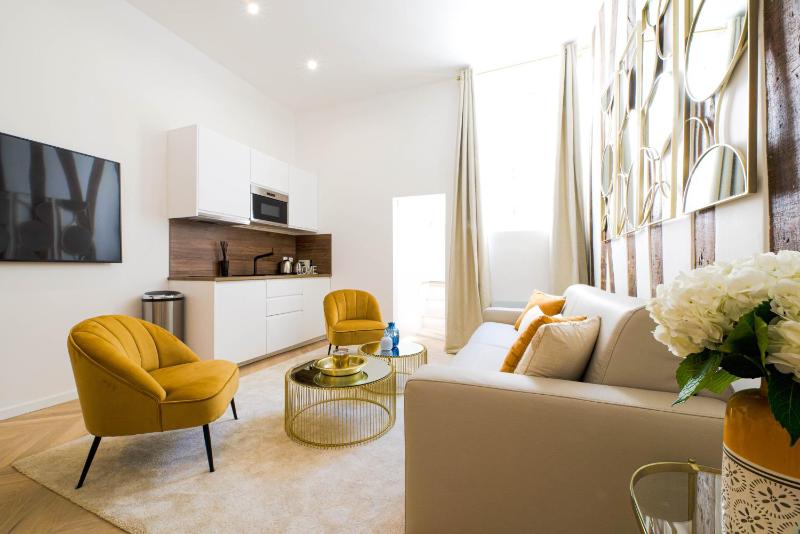 Deluxe Apartment image 4