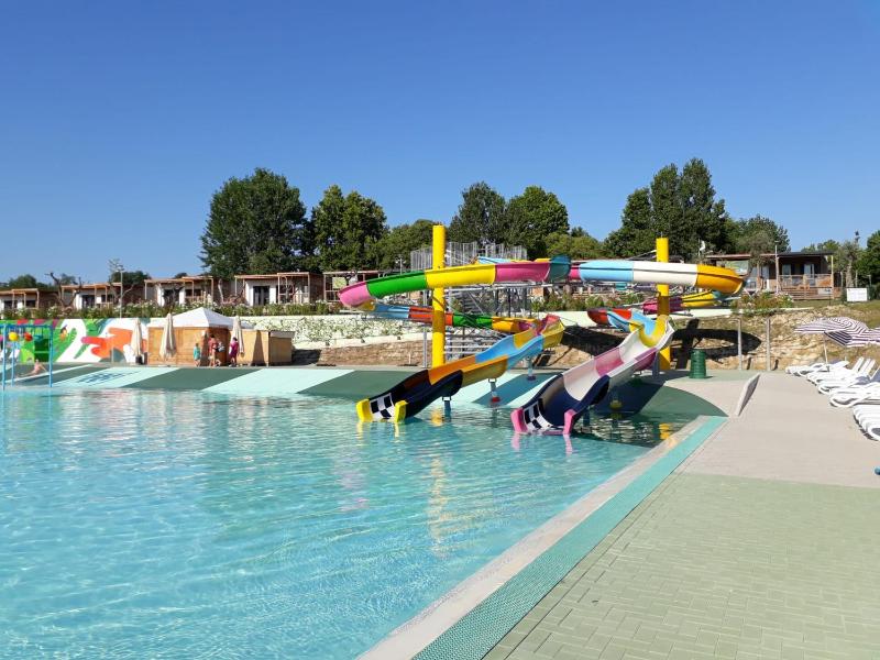 Sisan Family Resort - image 8