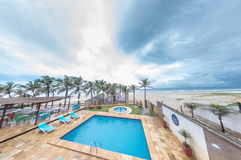 G2 Beach Hotel - image 1