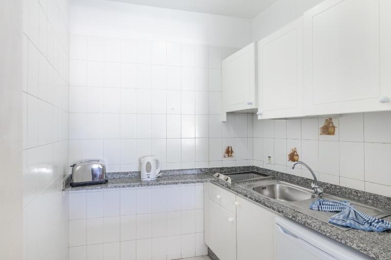 Economy Apartment image 2