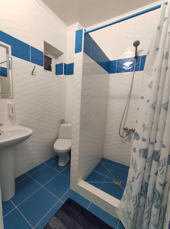 Triple Room with Balcony image 3