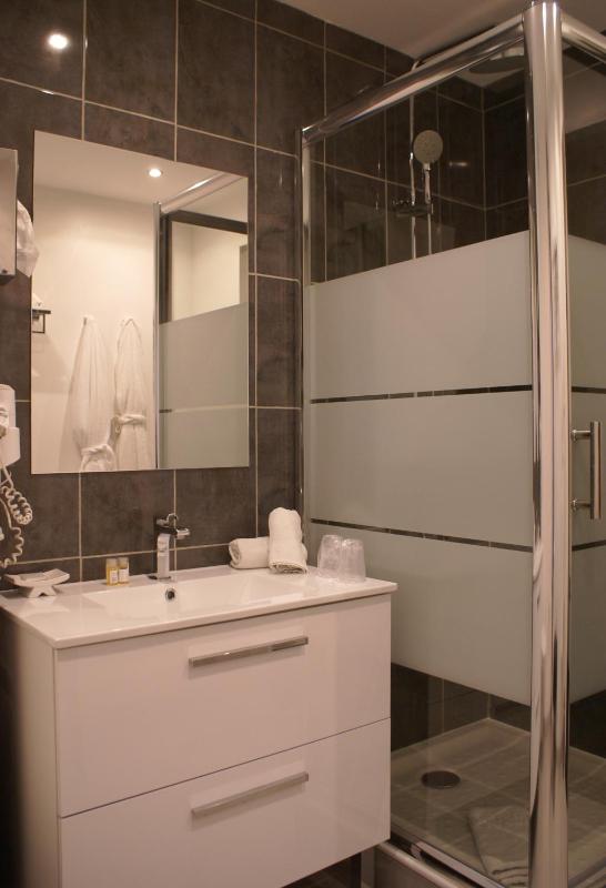 Be Cottage Hotel - image 20