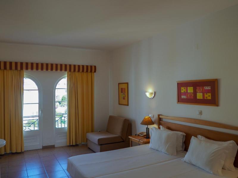 Luz Bay Hotel - image 16