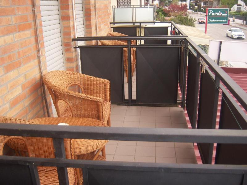 Double or Twin Room with Bathroom image 3
