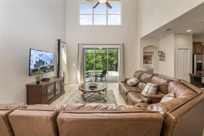 Five-Bedroom House image 2