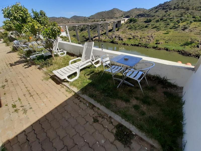 Double Room with Garden View image 4