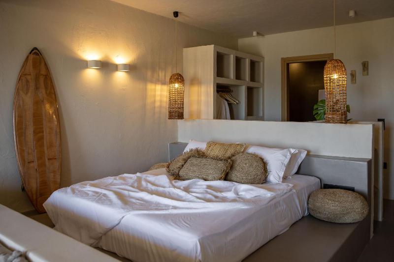 Seesoo Paros Beachfront Luxury Hideaway - image 29