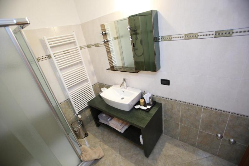 Double Room image 2