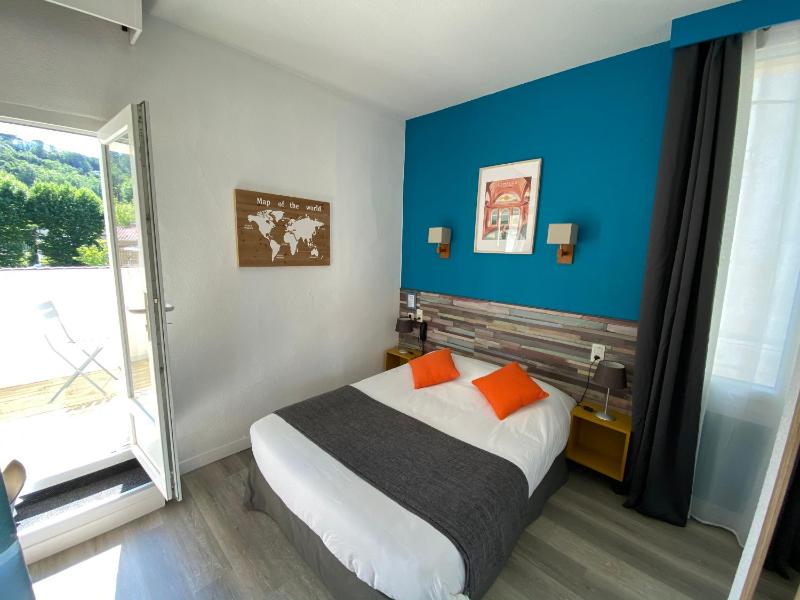 Double Room with Terrace image 1
