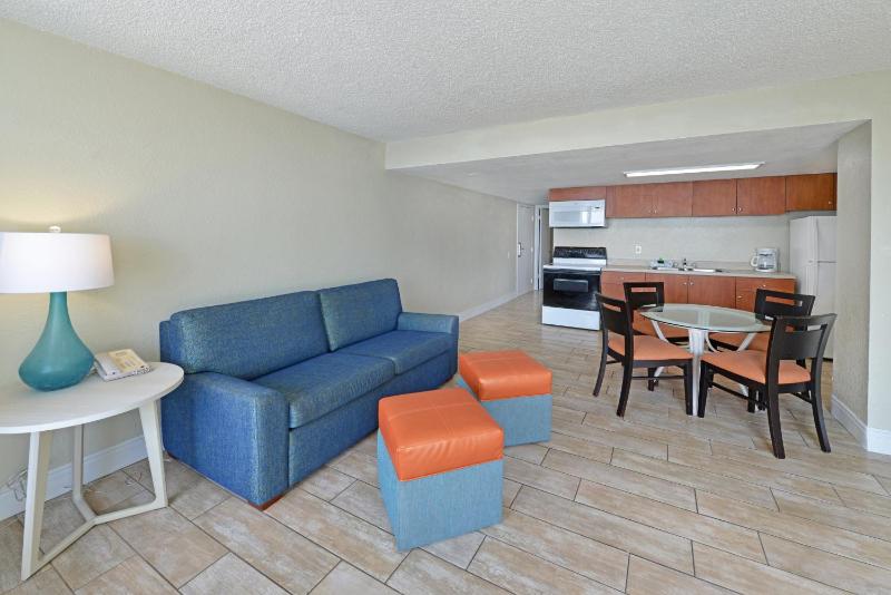 El Caribe Resort & Conference Center - image 3