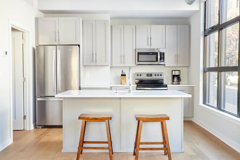 Standard Suite image 2