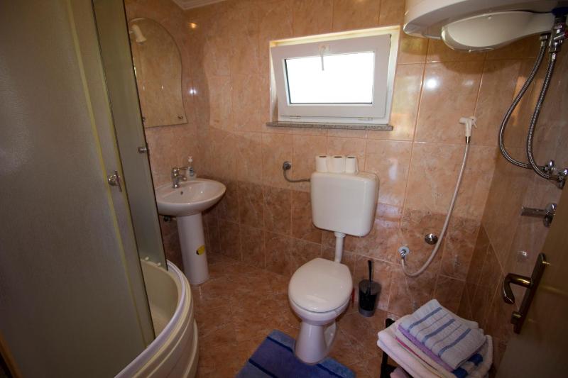 Single Room with Balcony image 2