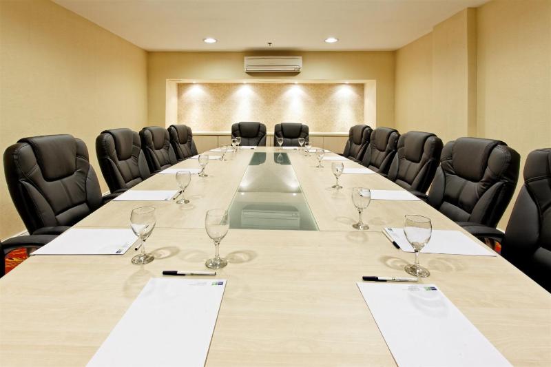 Holiday Inn Express Rosario By IHG - image 22
