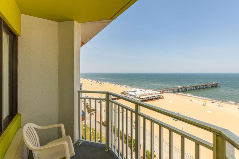 Sandcastle Resort on the Beach - image 7