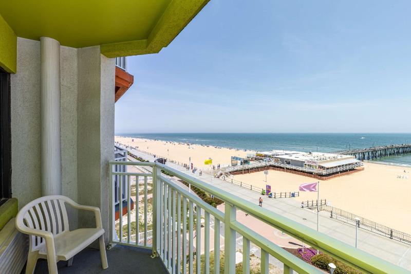 Sandcastle Resort on the Beach - image 3