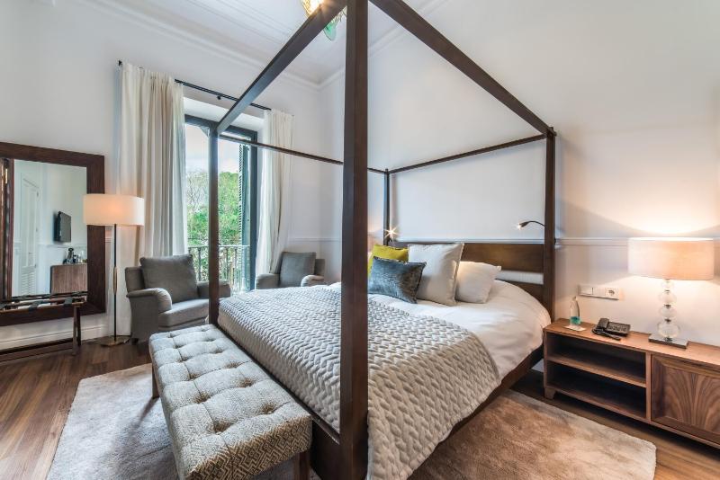 Superior Double Room image 2