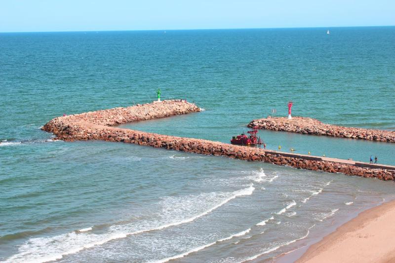 Two-Bedroom Apartment (2-4 Adults) image 4