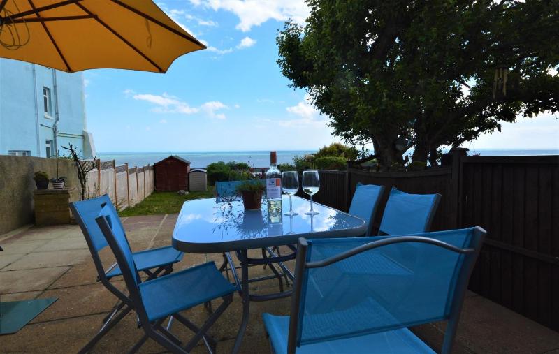 Holiday Home image 1