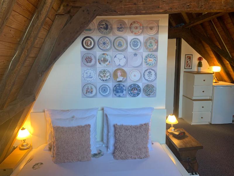 Amsterdam Central Guest House - image 14