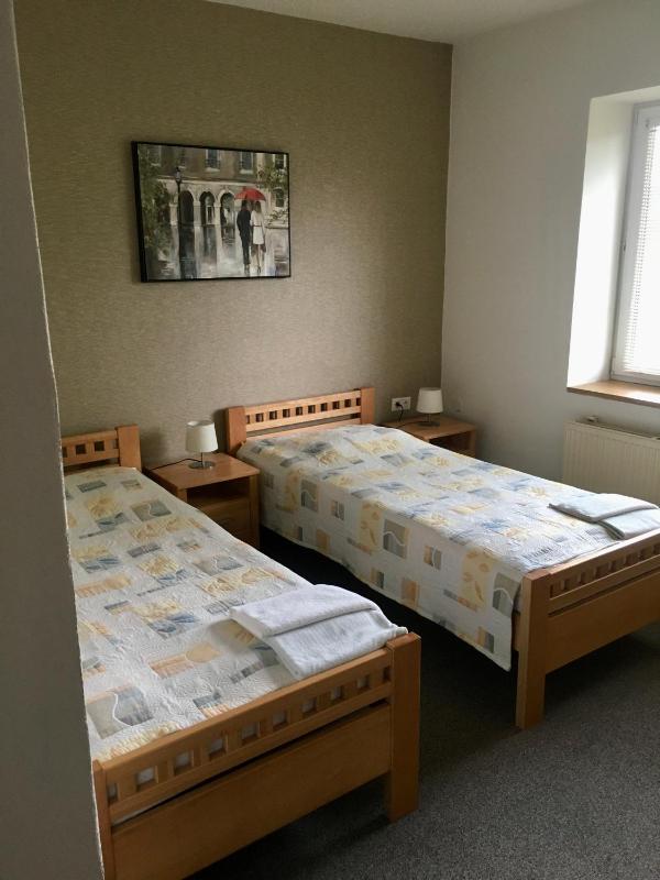 Double or Twin Room image 4