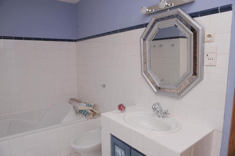 Superior King Room image 1