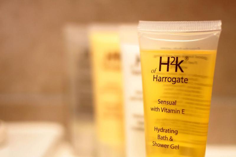 Room #26377126 image 4