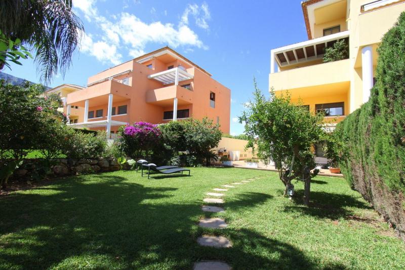 Lujoso Triplex Residencial Azahares by costablancarent - image 10