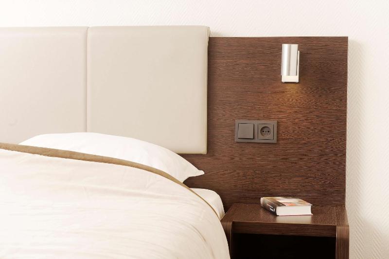 Best Western Dam Square Inn - image 4