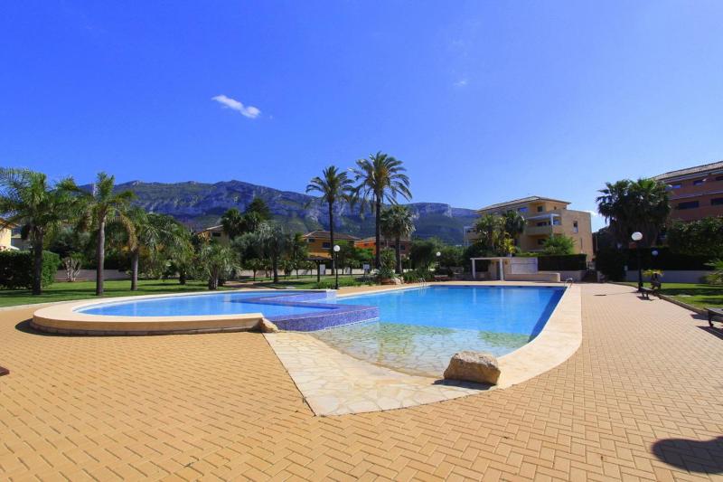 Lujoso Triplex Residencial Azahares by costablancarent - image 4
