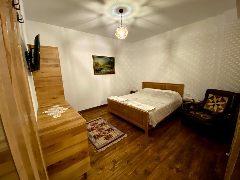 Deluxe Family Room image 2
