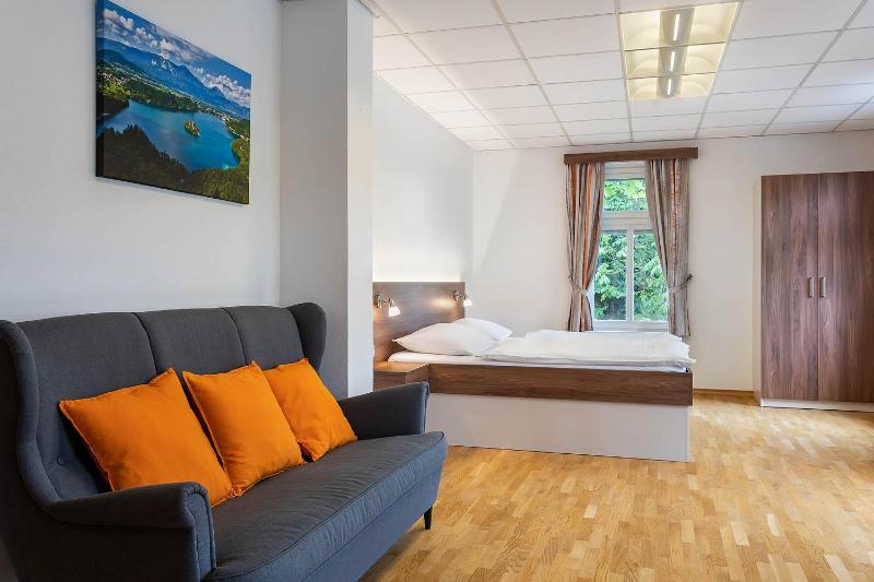 Three-Bedroom Suite image 4