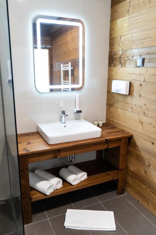 Superior Double Room image 1