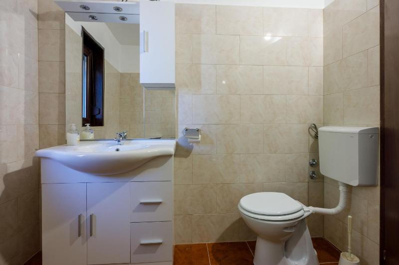 One-Bedroom Apartment - Second Floor image 1