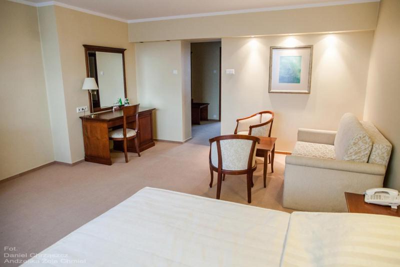 Superior Double or Twin Room image 4