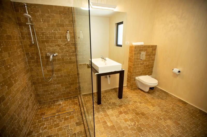 Triple Room image 4