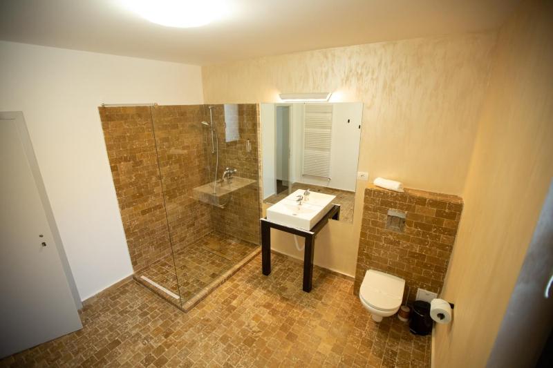 Triple Room image 3