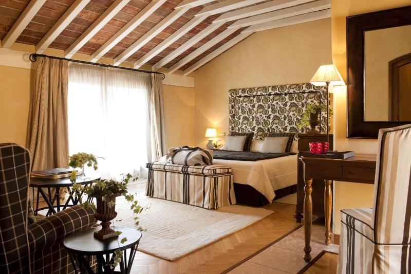Superior Double or Twin Room image 1