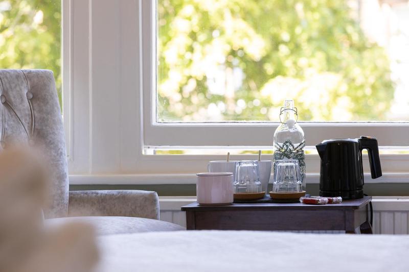 Wynnstay House - image 3