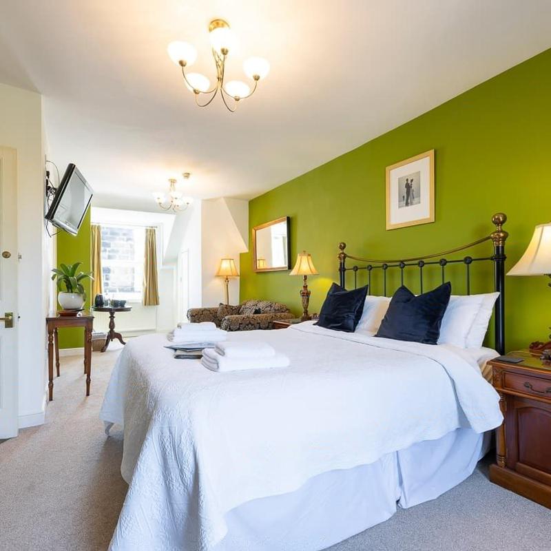 Luxury Double Room image 4